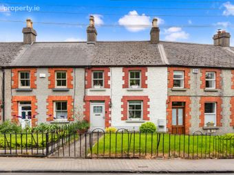 4 Sarsfield Terrace, Lower Main Street, Lucan, Dublin, Lucan, Co. Dublin