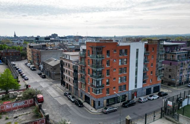 Apartment 28, Liberty View, St. James Gate, Dublin 8 - Click to view photos