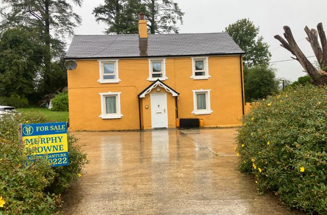 Knocknanaugh, Kishkeam, Co. Cork - Click to view photos