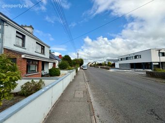 Upper Main Street, Ballyhaunis, Ballyhaunis, Co. Mayo - Image 4