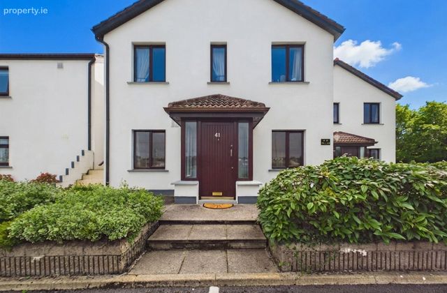 41 Rockbarton Court, Salthill, Galway, Salthill, Co. Galway - Click to view photos