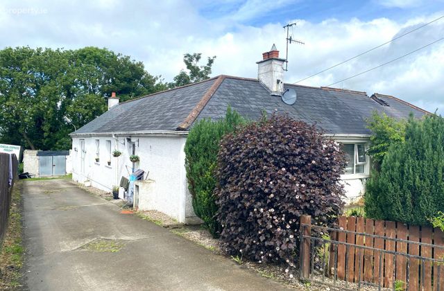 Toberoneill, Ballindrait, Lifford, Co. Donegal - Click to view photos