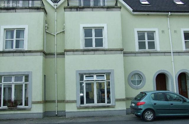 Churchfields, Galway City Centre, Co. Galway - Click to view photos