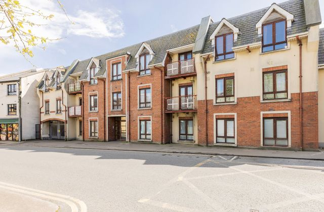 14 Chapel Place, Chapel Street, Balbriggan, Co. Dublin, Balbriggan, Co. Dublin - Click to view photos