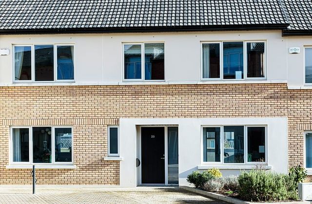 Clay Farm Glade, Dublin 18, Leopardstown, Dublin 18 - Click to view photos