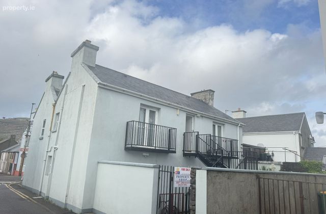 Apartment 3, 1 New Market Street, Cahersiveen, Co. Kerry - Click to view photos