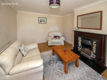 12 Tournore Court, Abbeyside, Dungarvan, Co. Waterford - Image 5