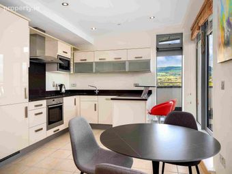 Oak House, Carrickmines, Dublin 18, Carrickmines, Dublin 18 - Image 4