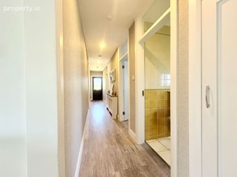 11 Woodland Heights, Carrickbeg, Carrickbeg, Co. Tipperary - Image 3