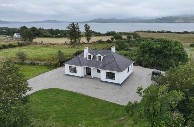Meenalooban, Linsfort, Buncrana, Co. Donegal, Kinnego, Co. Donegal - Click to view photos
