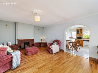 10 Montrose Park, Artane, Dublin 5, Beaumont, Dublin 9 - Image 4