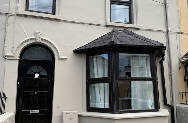 Springview Terrace, Commons Road, Cork, Farranree, Co. Cork - Click to view photos