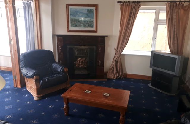Renmore Road, Gurteen, Co. Galway - Click to view photos