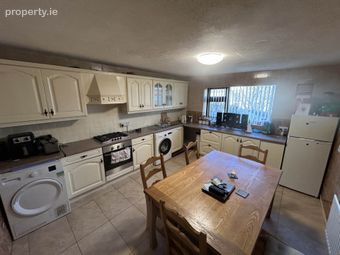 14 Singland Crescent, Garryowen, Co. Limerick, Garryowen, Co. Limerick - Image 4