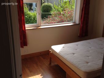 Kilmacud Avenue, Kilmacud, Co. Dublin