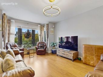 41 Hollywoodrath Drive, Hollystown, Dublin 15 - Image 5
