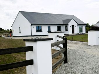 Garranearagh, Cahersiveen, Co. Kerry - Image 2