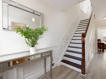 8 The Walk, Woodpark, Ballinteer, Dublin 16 - Image 2
