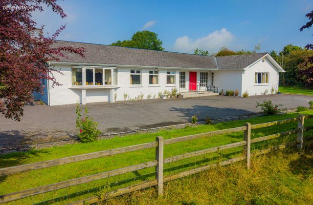Carrownalecka, Ballinrobe, Ballinrobe, Co. Mayo - Click to view photos