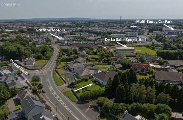 Newport Road, Castlebar, Co. Mayo - Click to view photos