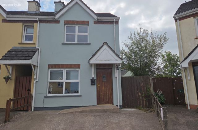 83 Wylie's Hill, Ballybay, Co. Monaghan - Click to view photos
