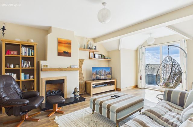 3 Castlefield, Kilkee, Co. Clare, Kilkee, Co. Clare - Click to view photos