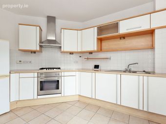 34 Corr Castle, Howth Road, Howth, Dublin 13 - Image 5