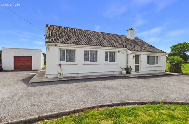 Cleady, Gortagass, Kenmare, Co Kerry, Tullig, Co. Kerry - Click to view photos