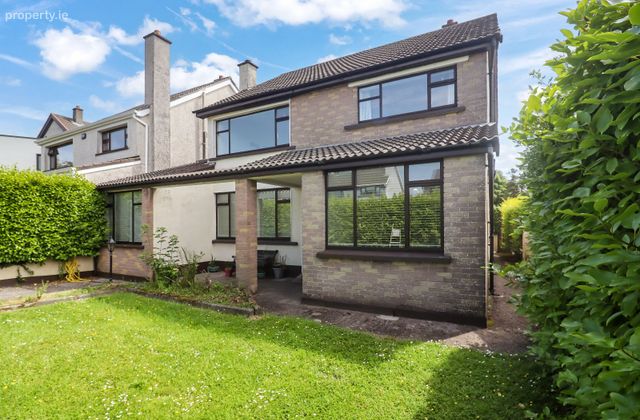 26 The Orchards, Montenotte, Co. Cork - Click to view photos