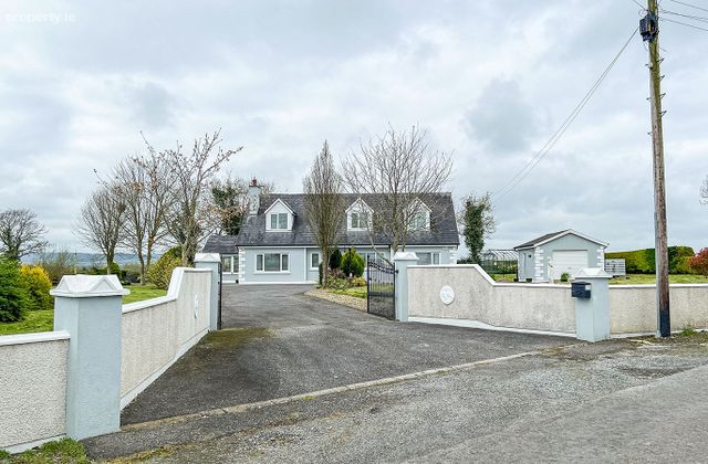 The Laurels, Barrettstown, Knocktopher, Co. Kilkenny - Click to view photos