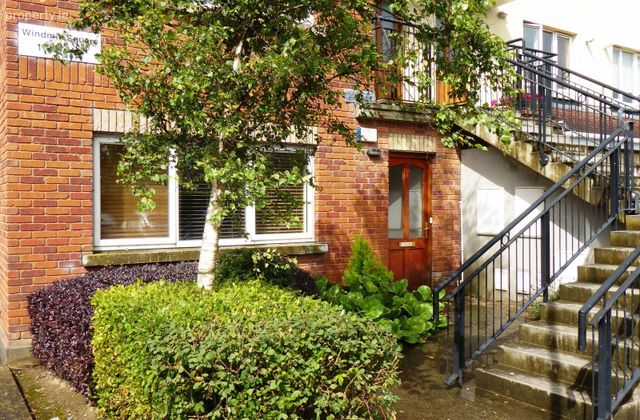 Windmill Square, Clonsilla, Dublin 15 - Click to view photos