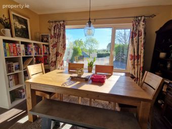 13 Coolmagort Avenue, Beaufort, Co. Kerry - Image 4