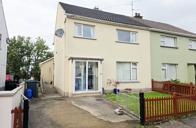 21 Harryville, Maguiresbridge, Enniskillen, Co. Fermanagh, Maguiresbridge, Co. Fermanagh - Click to view photos
