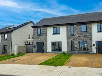 13 Lus Na Greine, Monksland, Athlone, Co. Roscommon