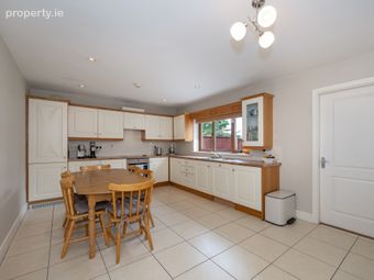 103 Fort Hill, Moneygourney, Douglas, Cork, Douglas, Co. Cork - Image 5