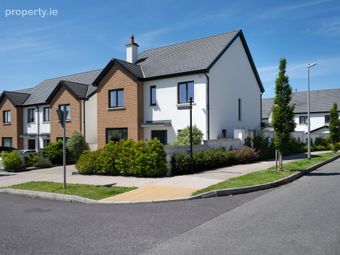 20 The Square, Heathfield, Ballincollig, Cork, Ballincollig, Co. Cork - Image 2