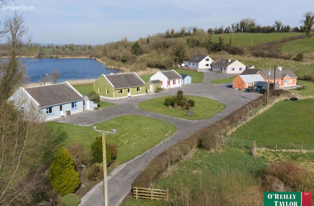 Clonandra Cottages, Clonandra, Redhills, Co. Cavan - Click to view photos