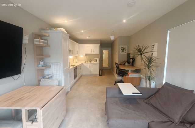 Apartment 28, Beranger House, Goatstown, Dublin 14 - Click to view photos