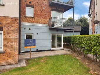 Apartment 12, The Lodge, The Oaks, Classes Lake, Ballincollig, Co. Cork - Image 5