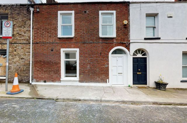 8 Langrishe Place, Dublin 1 - Click to view photos