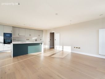 Apartment 72, The Gardens, Merrion, Dublin 4 - Image 3