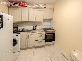 36a Mary Street, 3 Separate Units (1 Resi, 2 Commercial), Dungarvan, Co Waterford, Dungarvan, Co. Waterford - Image 4