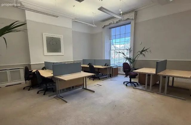 Fitzwilliam Square, Dublin 2 - Click to view photos