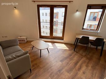 13 Semple House, Custom House Square, D01 Wk15, IFSC, Dublin 1 - Image 5