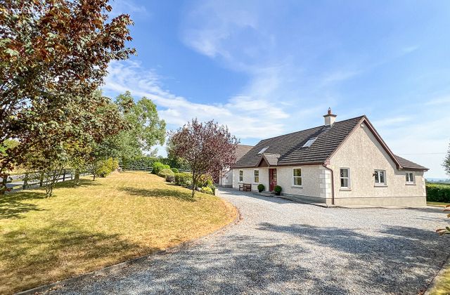 Esker, Jenkinstown, Co Kilkenny, Jenkinstown, Co. Kilkenny - Click to view photos