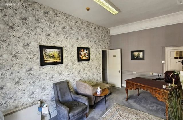 Fitzwilliam Street Upper, Dublin 2 - Click to view photos