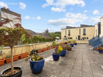 8 Castle Mews, Castle Street, Dalkey, Co. Dublin