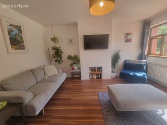23 Shannon Banks, Corbally, Westbury, Co. Clare - Image 4