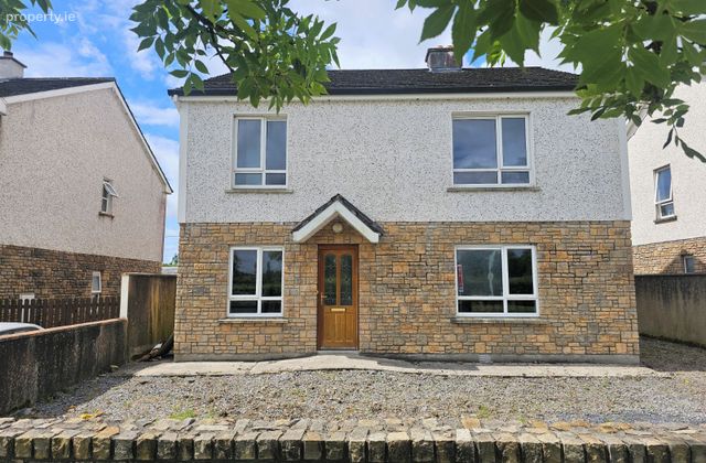 8 Cuil Bui, Cloonacool, Co. Sligo - Click to view photos