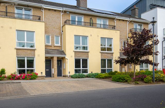 190 Boreann Bheag, Roscam, Co. Galway - Click to view photos